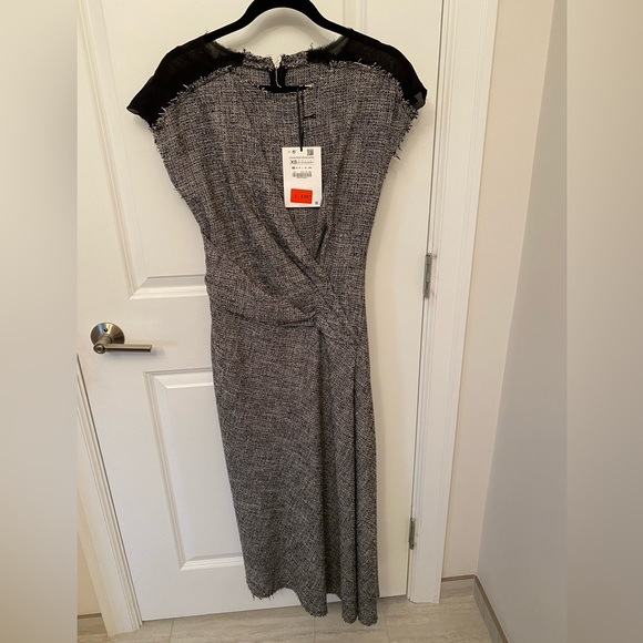 Zara Collection Dress BNWT size XS - Picture 1 of 3